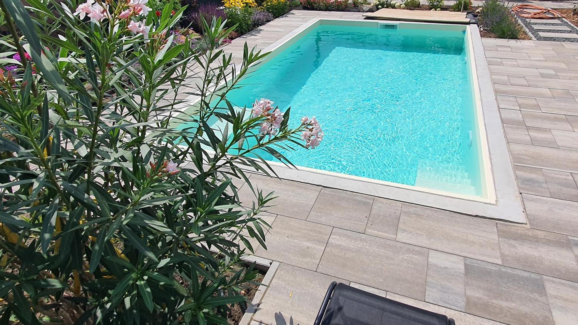 Velence Lakeside Pool House Exterior photo